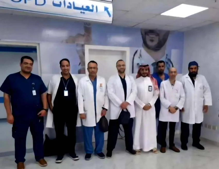 فريق طبي يسافر 400 كيلومتر لإجراء 7 عمليات إزالة المرارة فريق طبي يسافر 400 كيلومتر لإجراء 7 عمليات إزالة المرارة