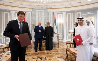ولي عهد أبوظبي ورئيس بيلاروسيا يناقشان تطوير العلاقات الثنائية