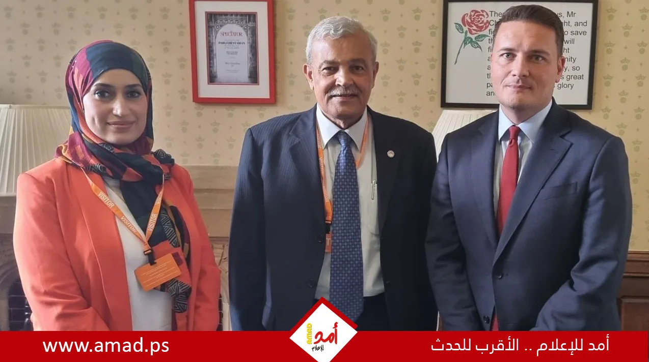 رئيس الهلال الأحمر الفلسطيني يناقش القضايا الصحية في فلسطين مع وزير الصحة البريطاني رئيس الهلال الأحمر الفلسطيني يناقش القضايا الصحية في فلسطين مع وزير الصحة البريطاني