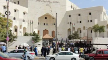 نتائج لافتة بعد “إلغاء حبس المدين” في الأردن: “آلية الإفراج التلقائي” شملت 537 سجينا في اليوم الأول فقط.. إصدار “56 ألف مذكرة كف طلب” دفعة واحدة.. الهاربون بالخارج يمكنهم “العودة” وأصحاب الذمم “يعبرون عن انتقاداتهم”