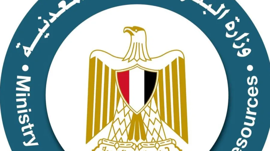 “البترول”: تحقيق تقدم في حفر بئر “ظهر 6” وإضافة 60 مليون قدم مكعب يوميًا إلى الإنتاج. “البترول”: تحقيق تقدم في حفر بئر “ظهر 6” وإضافة 60 مليون قدم مكعب يوميًا إلى الإنتاج.