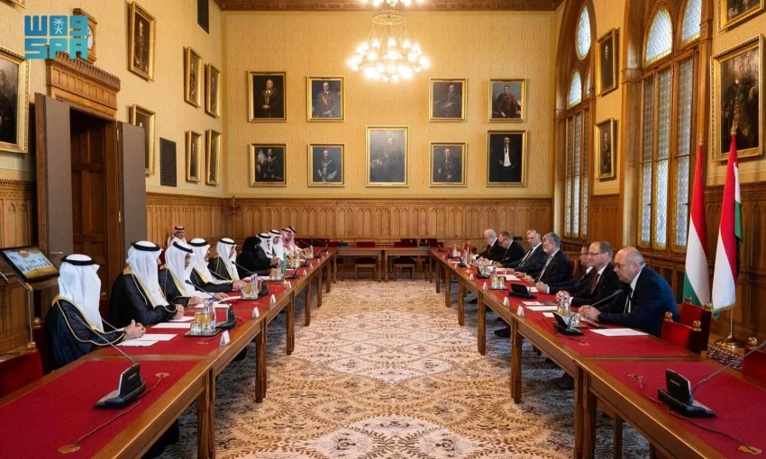 وفد من أعضاء مجلس الشورى يزور رئيس البرلمان في هنغاريا