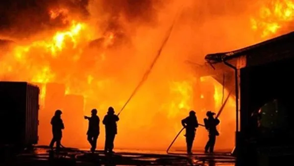شب حريق كبير يلتهم مبنى من 9 طوابق في منطقة عابدين شب حريق كبير يلتهم مبنى من 9 طوابق في منطقة عابدين