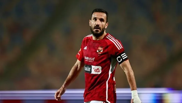 عاجل.. مصدر يكشف لـ”مصر تايمز” تفاصيل جهود الأهلي لتعويض فقدان علي معلول.
