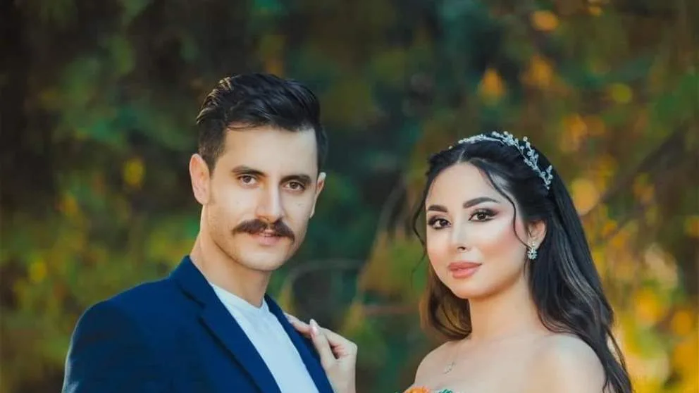 نوار سعد الدين ولارا بدري يحتفلان بزفافهما في أجواء استثنائية مع تفاعل الجمهور نوار سعد الدين ولارا بدري يحتفلان بزفافهما في أجواء استثنائية مع تفاعل الجمهور