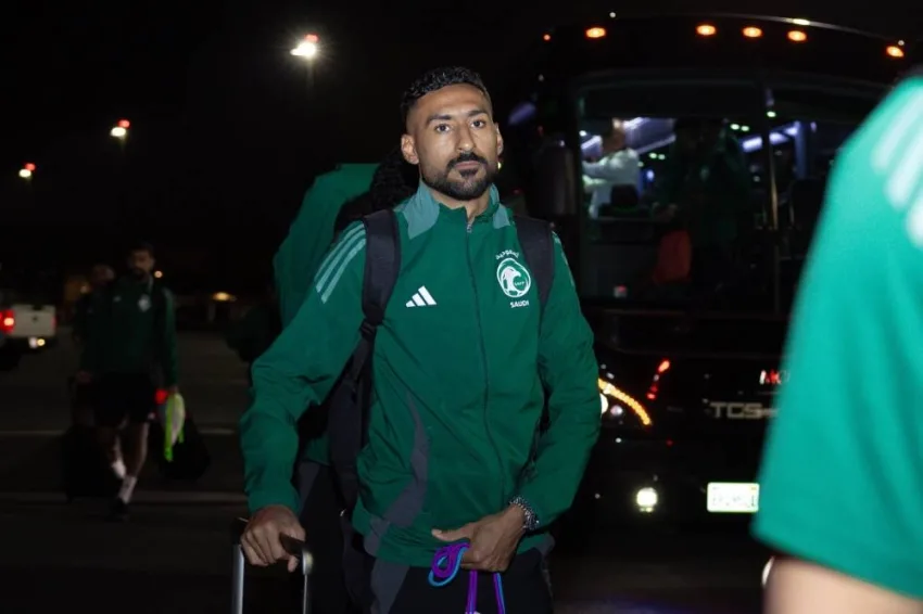 وصول بعثة المنتخب السعودي إلى أريزونا واستكمال التحضيرات لربع نهائي الكأس الذهبية بجلسة تدريب مفتوحة