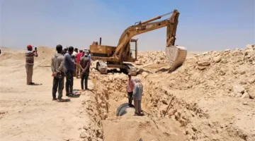 مدير شركة مياه الشرب بالبحر الأحمر يراقب تقدم مشروع ازدواج خط مياه الكريمات