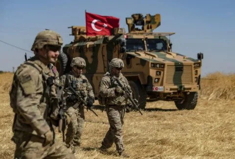 هل تمثل “أيديولوجية الإخوان المسلمين برئاسة أردوغان” تهديدًا لإسرائيل، وهل يُمكن أن تندلع حرب بين الجيش التركي وإسرائيل بعد نزاعه مع إيران؟ ولماذا تخشى واشنطن من تسليم أنقرة (F-35) وما هو وضع “درع السلطان الفولاذية”؟ هل تمثل “أيديولوجية الإخوان المسلمين برئاسة أردوغان” تهديدًا لإسرائيل، وهل يُمكن أن تندلع حرب بين الجيش التركي وإسرائيل بعد نزاعه مع إيران؟ ولماذا تخشى واشنطن من تسليم أنقرة (F-35) وما هو وضع “درع السلطان الفولاذية”؟