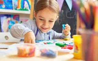 صيف الأطفال: فعاليات ممتعة تتفتح داخل المنزل
