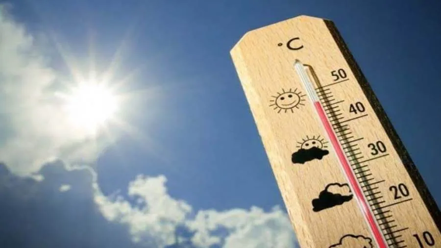 مدير قسم التنبؤات والتحذيرات الجوية يوضح تفاصيل الأحوال الجوية ليوم غد وينبه بشأن الرطوبة. مدير قسم التنبؤات والتحذيرات الجوية يوضح تفاصيل الأحوال الجوية ليوم غد وينبه بشأن الرطوبة.