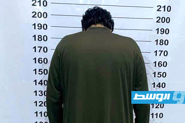 المتورطون بتخريب حديقة عامة بأجدابيا بعد القبض عليهم. (مديرية الأمن)