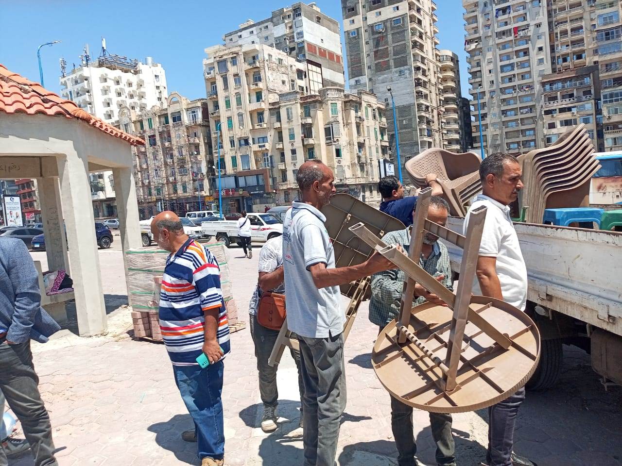 لجنة الإدارة المحلية ومحافظ الإسكندرية يتابعون تطوير واجهات الكورنيش وشارع النبي دانيال