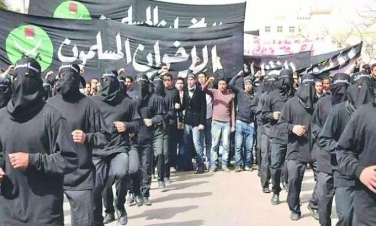 حسام الغمري: الإخوان يستغلون بعضهم البعض.. رأيت ذلك بنفسي | فيديو حسام الغمري: الإخوان يستغلون بعضهم البعض.. رأيت ذلك بنفسي | فيديو