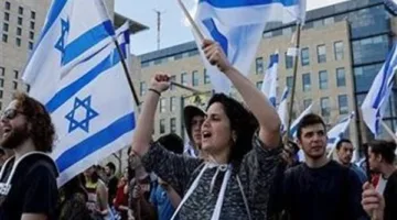 مظاهرات أمام منزل الرئيس الإسرائيلي للمطالبة بصفقة تبادل للمحتجزين في غزة