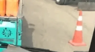 شاهد: انقلاب مركبة أمن مركزي على الطريق الإقليمي في المنوفية (صور)
