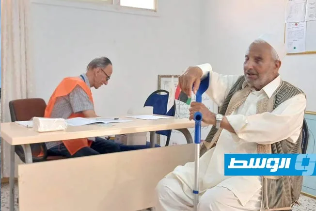 بدء حملة الدعاية لمرشحي المجموعة الثانية للبلديات.. و«المفوضية» تبدأ توزيع بطاقات الاقتراع بدء حملة الدعاية لمرشحي المجموعة الثانية للبلديات.. و«المفوضية» تبدأ توزيع بطاقات الاقتراع