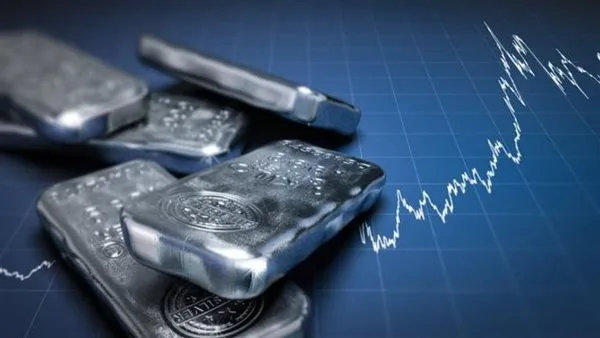 غياب المخاطر يضغط على أسعار الفضة عالمياً | أسعارها بالجنيه والدولار بعد الانخفاض