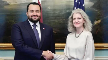 وزير الدولة للشؤون الخارجية يلتقي بوكيل وزارة الخارجية الأمريكية للسياسة