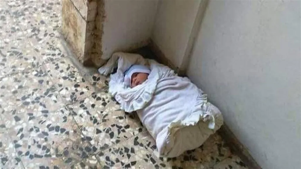 اكتشاف رضيع حديث الولادة داخل مسجد في كركوك (صورة) اكتشاف رضيع حديث الولادة داخل مسجد في كركوك (صورة)