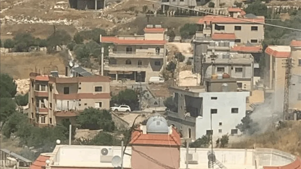 ضربة جوية إسرائيلية تستهدف مركبة في جنوب لبنان ضربة جوية إسرائيلية تستهدف مركبة في جنوب لبنان