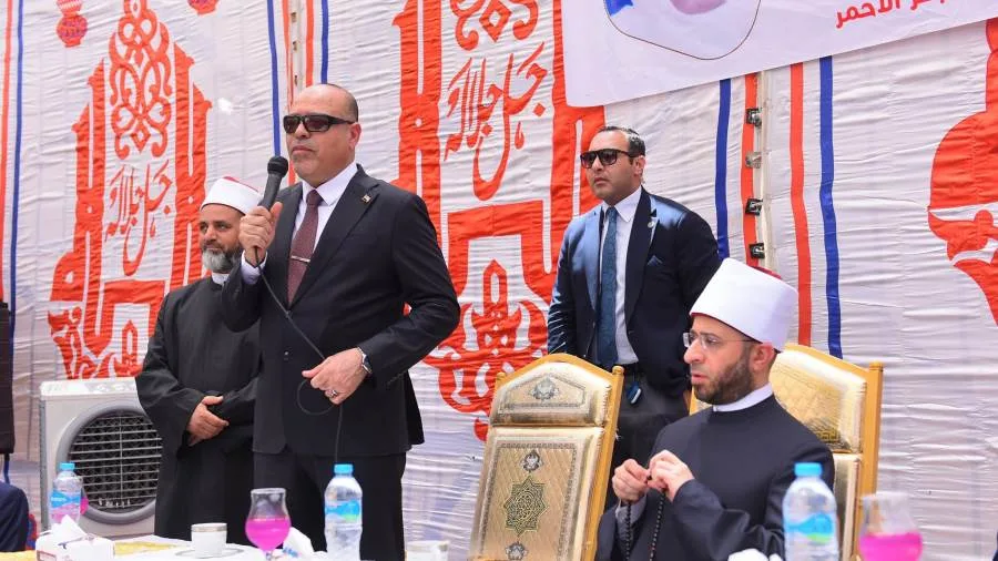 وزير الأوقاف ووزير العمل يقومان بزيارة إلى منطقة رأس غارب وزير الأوقاف ووزير العمل يقومان بزيارة إلى منطقة رأس غارب