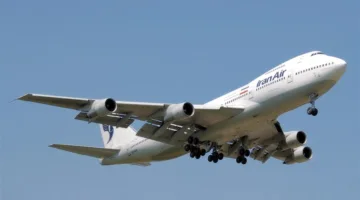 إيران تفتح المجال الجوي في وسط وغرب البلاد لرحلات الطيران الدولية فقط.