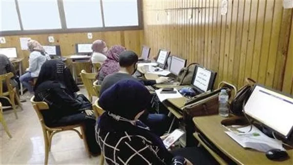 انتهاء تصحيح اللغة العربية وبدء تقييم مواد الفيزياء والتاريخ في لجان الثانوية العامة انتهاء تصحيح اللغة العربية وبدء تقييم مواد الفيزياء والتاريخ في لجان الثانوية العامة