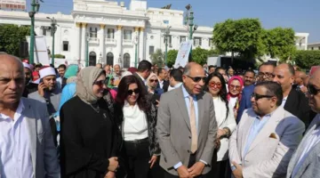 محافظ المنيا: “تبرعك بالدم هو نابع من الإحساس بالمسؤولية ورسالة إنسانية”