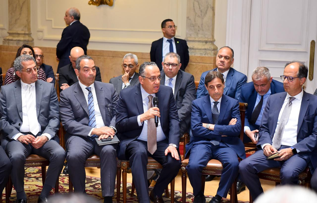 لقاء