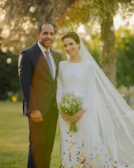 زفاف زين الشرف جوده إلى الطبيب الشرايعة بحضور الأمير حسن بن طلال زفاف زين الشرف جوده إلى الطبيب الشرايعة بحضور الأمير حسن بن طلال