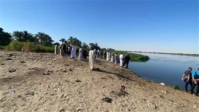 غرق شاب وثلاث فتيات من أسرة واحدة في نهر النيل بمطاي بالمنيا غرق شاب وثلاث فتيات من أسرة واحدة في نهر النيل بمطاي بالمنيا