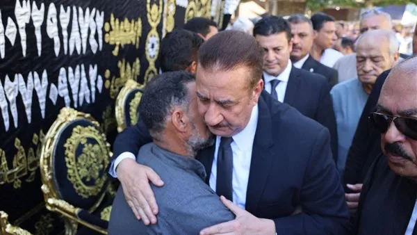 صور: محافظ المنوفية يعزي في ضحايا حادث الإقليمي بكفر السنابسة صور: محافظ المنوفية يعزي في ضحايا حادث الإقليمي بكفر السنابسة