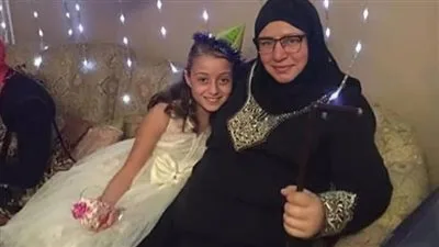 بالعكاز.. صورة حديثة لعبلة كامل تثير قلق المتابعين عليها بالعكاز.. صورة حديثة لعبلة كامل تثير قلق المتابعين عليها