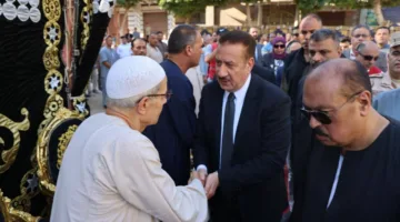 محافظ المنوفية يتقدم بالعزاء لذوي شهداء الحادث الأليم في كفر السنابسة (صور)