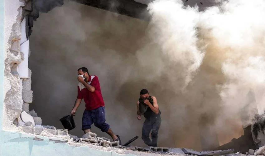 استشهاد 20 فلسطينيًا نتيجة قصف الاحتلال الإسرائيلي على حي التفاح