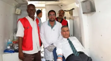 محافظ أسوان يطلق فعاليات الاحتفال باليوم العالمي للتبرع بالدم