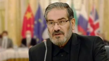 بعد محاولة اغتياله، المستشار السياسي للمرشد الأعلى علي شمخاني يرد على إسرائيل.