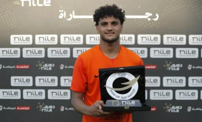 اجتماع الخطيب مع ريبيرو يحدد مصير أسامة فيصل.. ومحمد شريف ضمن الخيارات المطروحة اجتماع الخطيب مع ريبيرو يحدد مصير أسامة فيصل.. ومحمد شريف ضمن الخيارات المطروحة