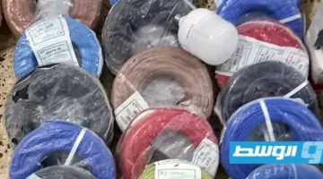 إلقاء القبض على موظف أجنبي بتهمة سرقة معدات كهربائية في درنة