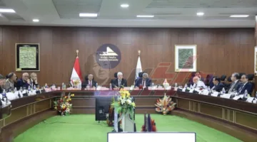 رئيس جامعة كفر الشيخ يحضر اجتماع المجلس الأعلى للجامعات في جامعة دمياط