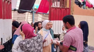 بدء وصول الطلاب إلى مراكز الامتحانات لأداء امتحان اللغة الأجنبية الأولى