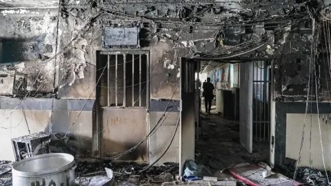 إيران تُعلن عن عدد الضحايا في الغارة الإسرائيلية على سجن “إوين” خلال حرب الاثني عشر يومًا: 71 قتيلاً من بينهم سجناء وزائرون.