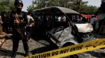 مقتل 13 جندياً نتيجة اعتداء انتحاري على رتل عسكري في باكستان