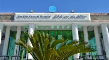 للمرة الأولى في مستشفى رأس سدر.. نجاح زراعة جهاز تنظيم ضربات القلب المزدوج لمريض