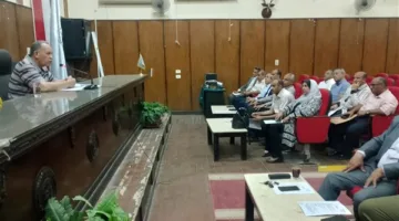 تعليم أسيوط يعقد اجتماعاً لتحديد احتياجات المدارس قبل بداية العام الدراسي الجديد