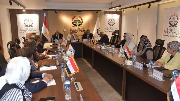 أمين عام الجبهة الوطنية: سنعزز الأبحاث التطبيقية وندعم القطاع الخاص في هذا المجال.