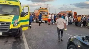عاجل.. وفاة شخصين وإصابة آخرين جراء انقلاب سيارة نقل في المنيا