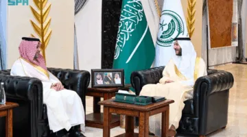 محافظ الطائف يبحث سبل تعزيز خدمات هيئة الهلال الأحمر في المنطقة