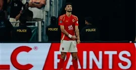 إعلامي يكشف عن مستقبل وسام أبو علي مع النادي الأهلي