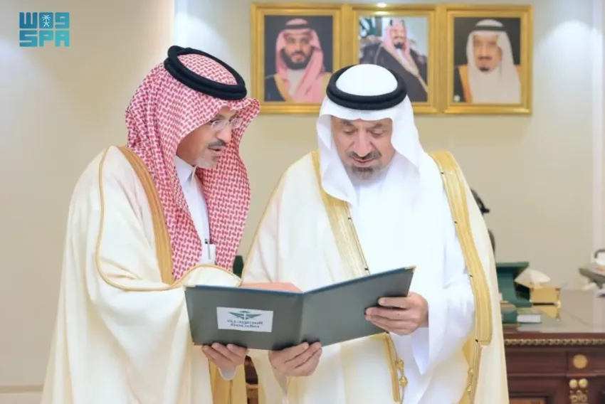 أمير نجران يستعرض بيانات الخطوط السعودية في مطاري نجران وشرورة للعام الماضي